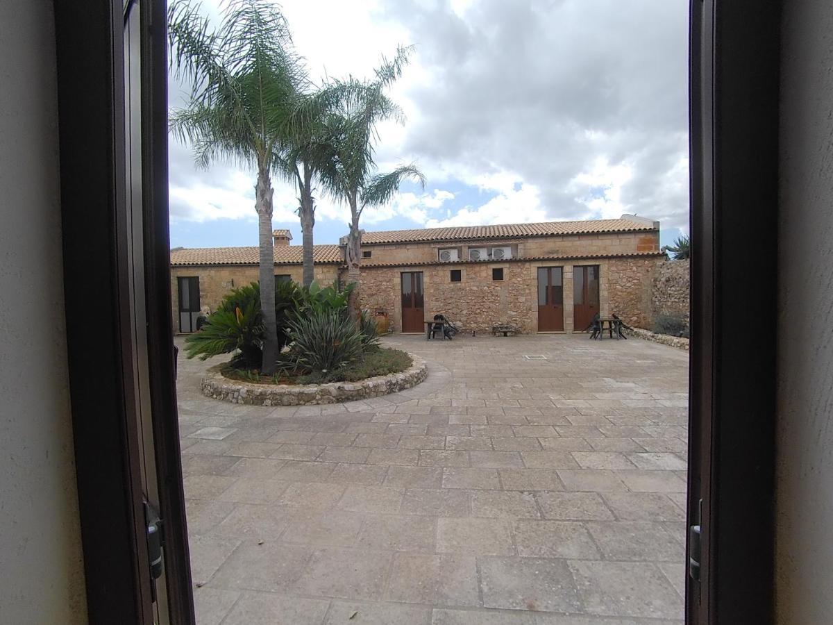 Azienda Agrituristica Masseria La Verna Patù Exterior foto