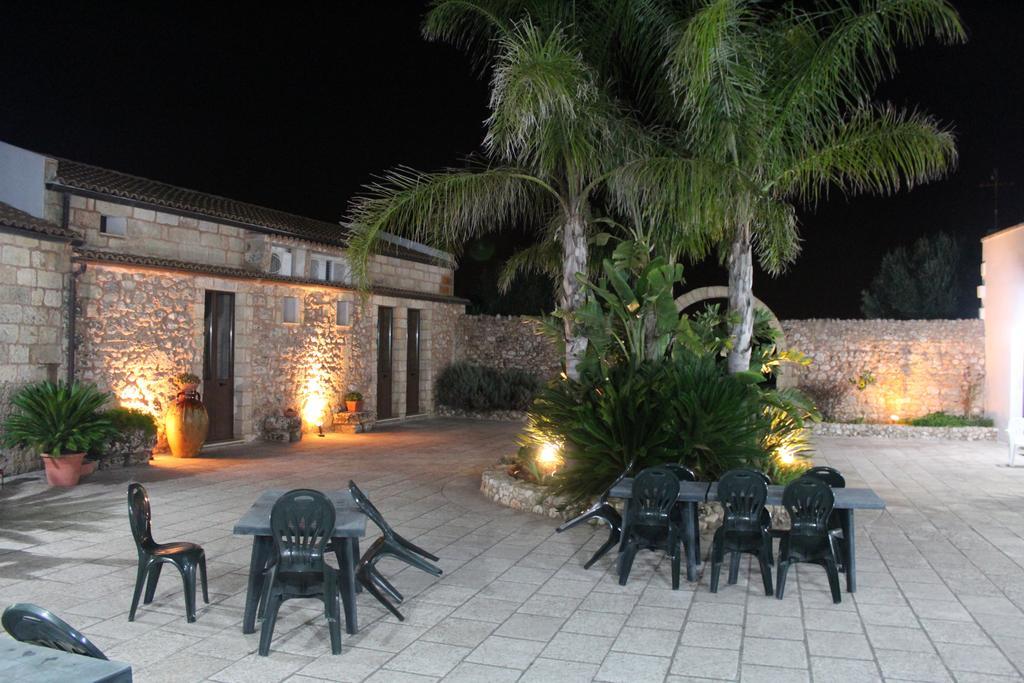 Azienda Agrituristica Masseria La Verna Patù Exterior foto