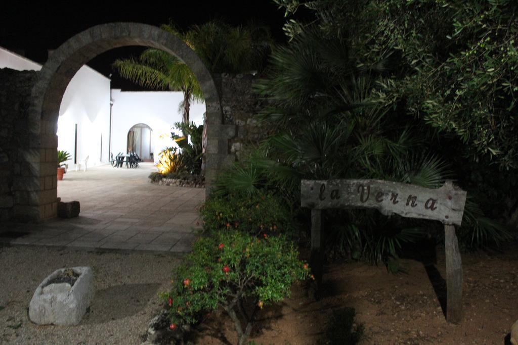 Azienda Agrituristica Masseria La Verna Patù Exterior foto